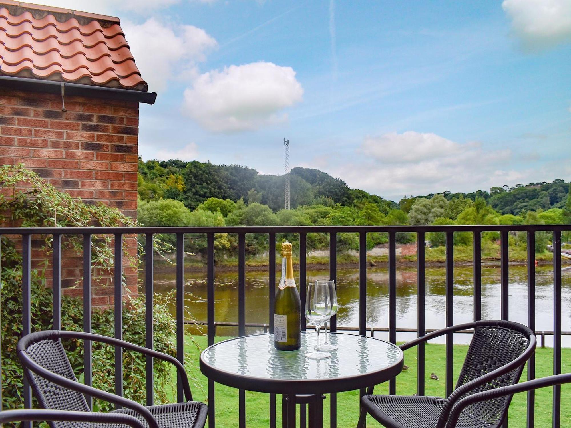 Quackers Villa Whitby Kültér fotó