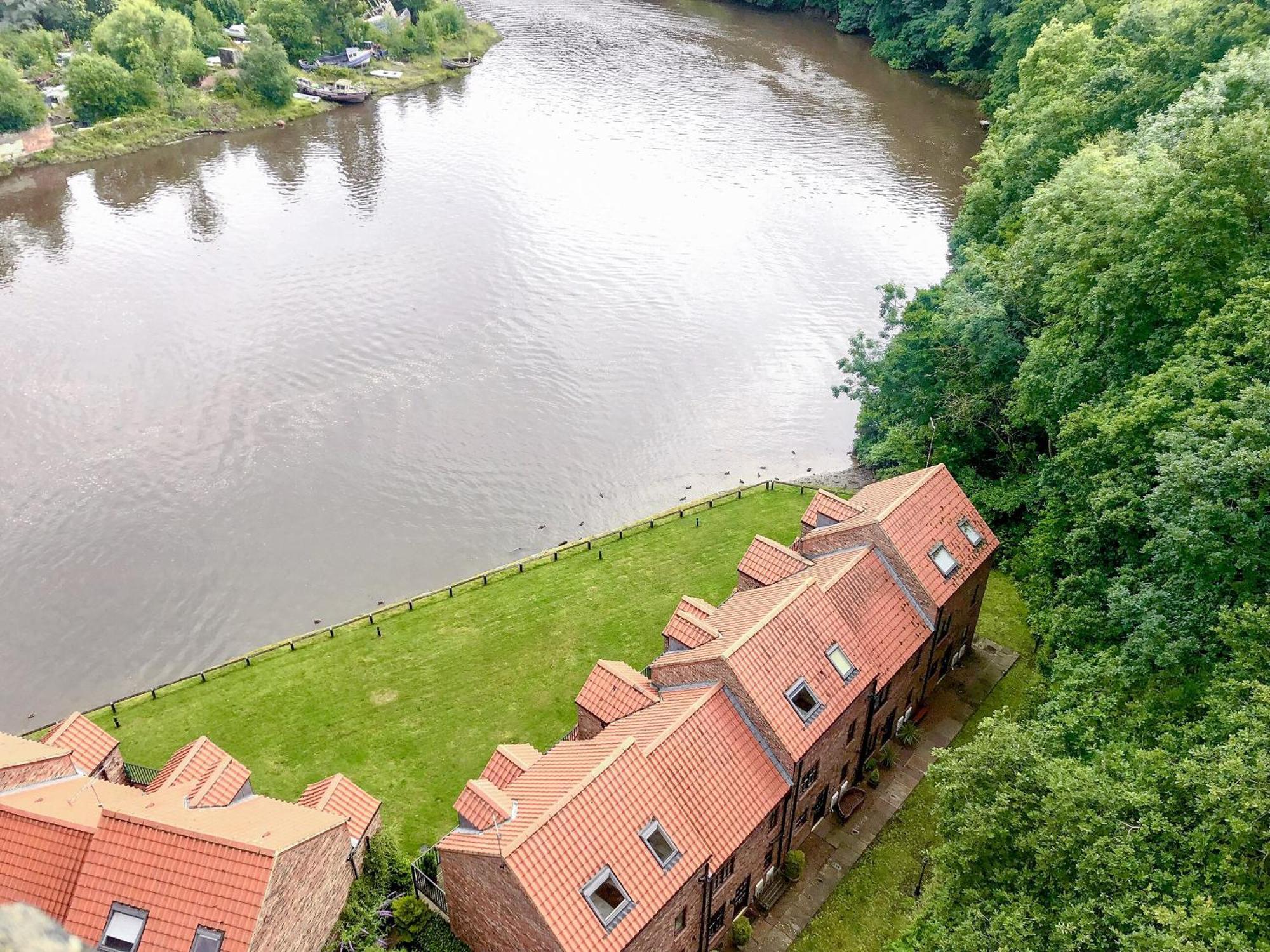 Quackers Villa Whitby Kültér fotó